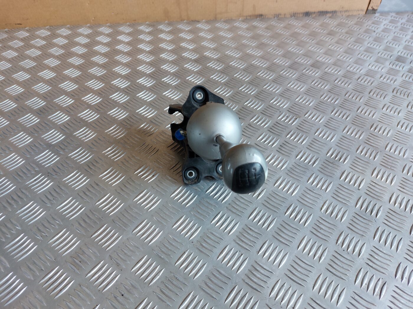 Ātrumu pārslēgšanas slēdzis priekš HONDA CIVIC 2006 1 Ātrumu pārslēgšanas slēdzis priekš HONDA CIVIC 2006