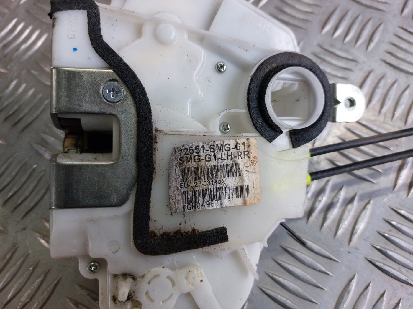 Aizmugurējo kreiso durvju slēdzene priekš HONDA CIVIC 2006 2 Aizmugurējo kreiso durvju slēdzene priekš HONDA CIVIC 2006