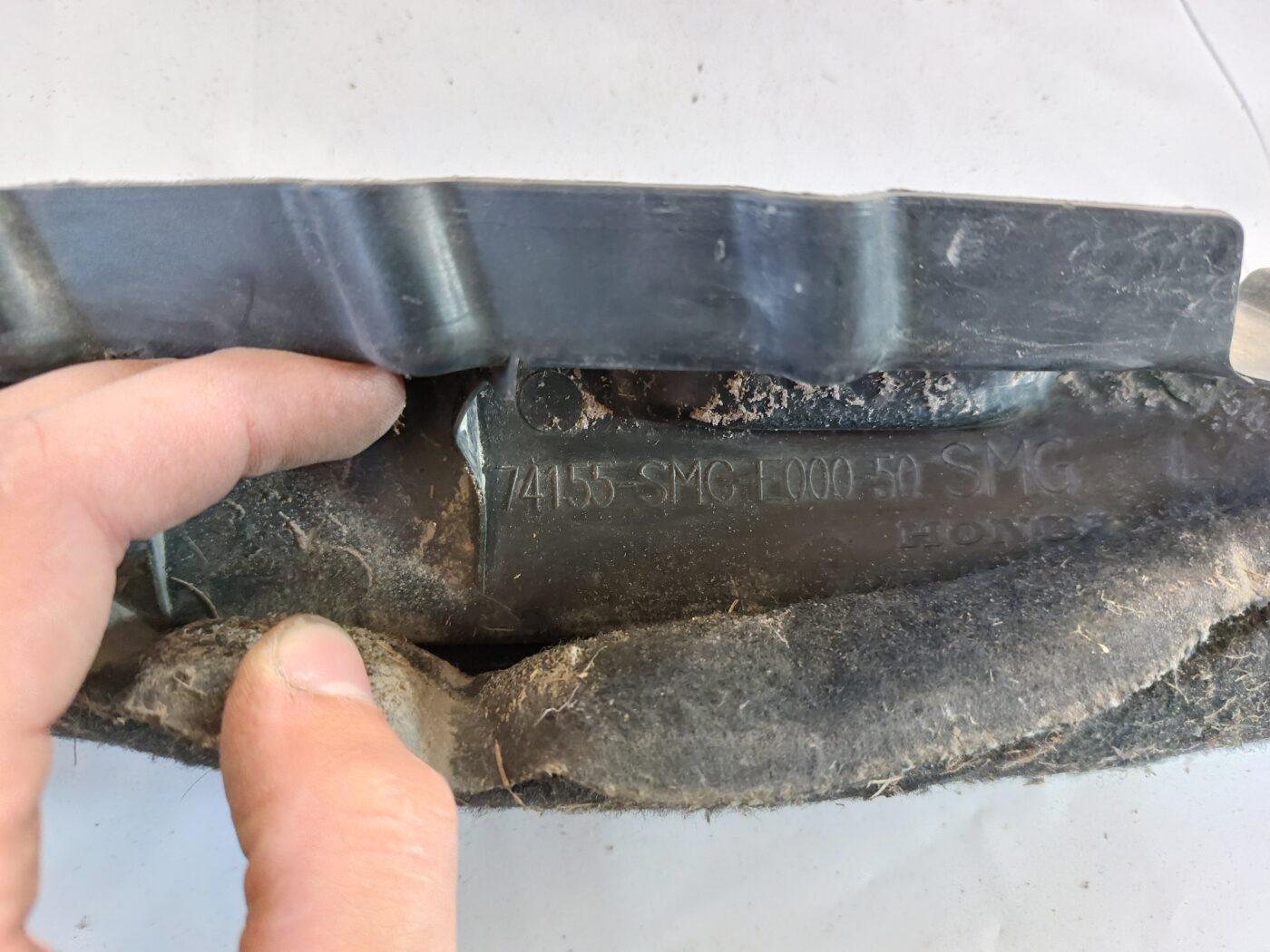 Spārna un bufera stiprinājums priekš HONDA CIVIC 2006 2 Spārna un bufera stiprinājums priekš HONDA CIVIC 2006