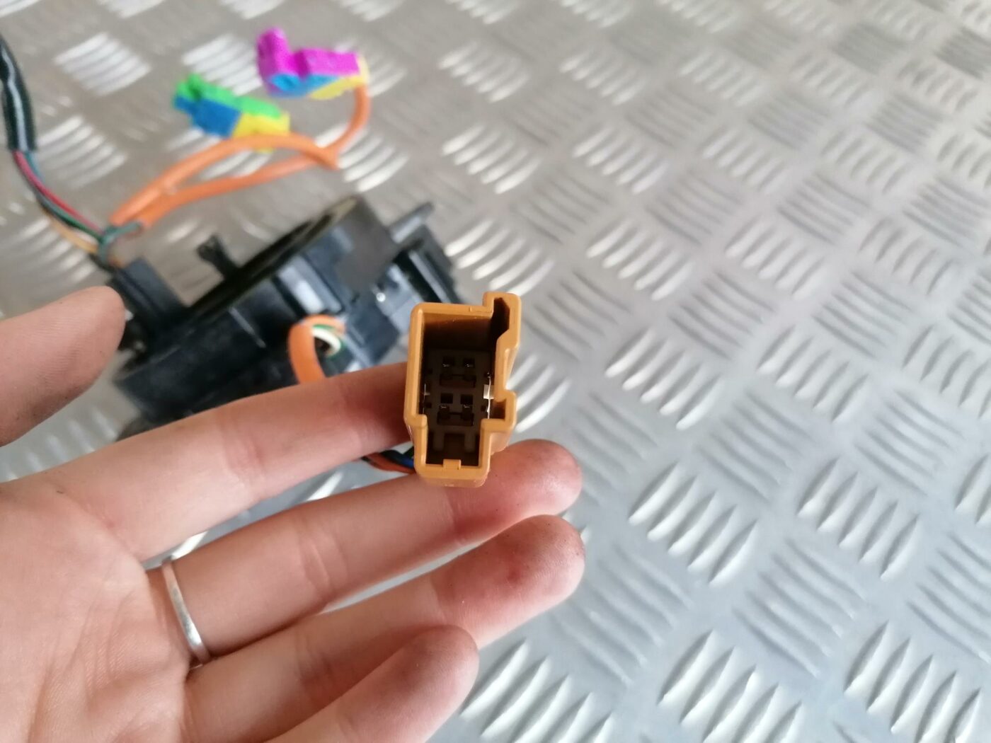 Drošības spilvena slīdgredzens priekš VOLVO S80 2004 3 Drošības spilvena slīdgredzens priekš VOLVO S80 2004