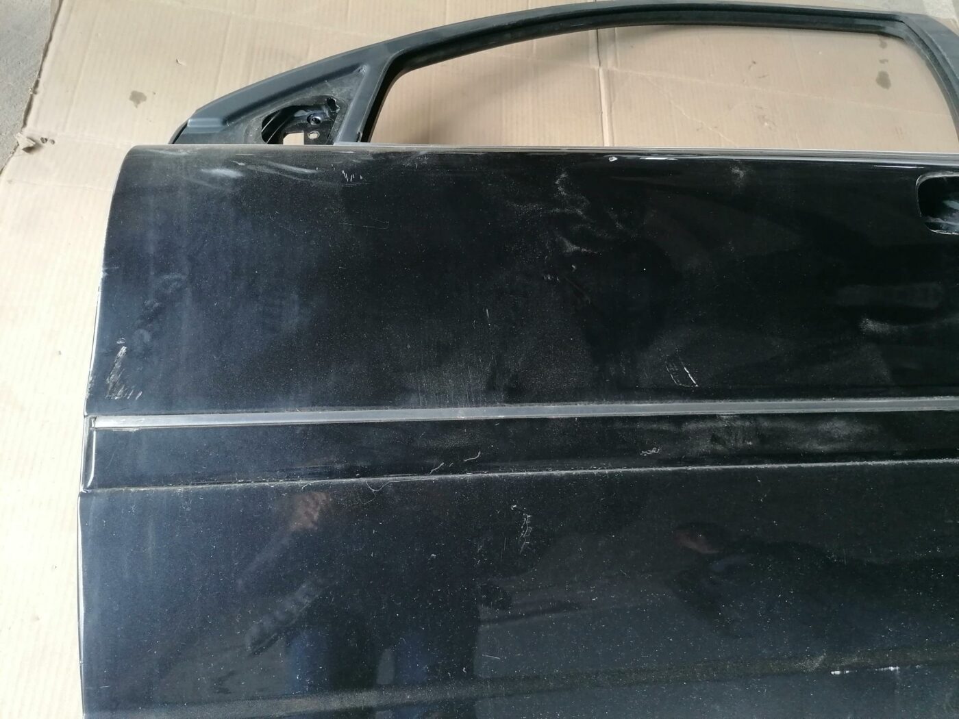 Priekšējās kreisās durvis priekš VOLVO S80 2004 3 Priekšējās kreisās durvis priekš VOLVO S80 2004