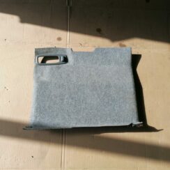 Bagāžnieka nodalījuma sānu apdare priekš VOLVO S80 2004