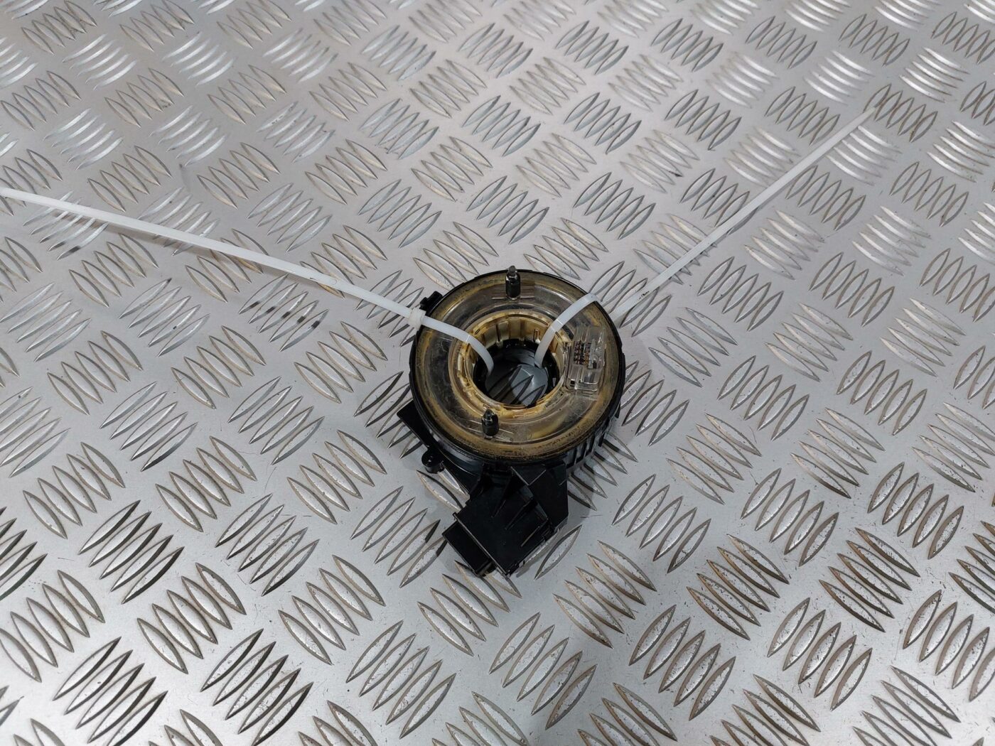 Drošības spilvena slīdgredzens priekš VW JETTA 2008 1 Drošības spilvena slīdgredzens priekš VW JETTA 2008