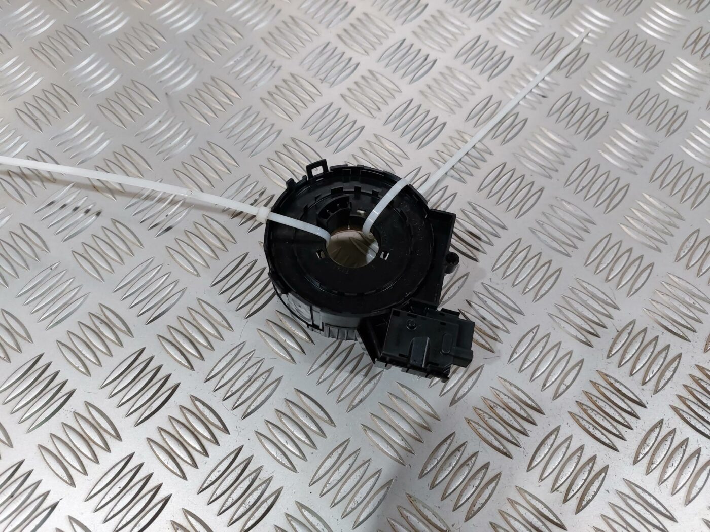 Drošības spilvena slīdgredzens priekš VW JETTA 2008 2 Drošības spilvena slīdgredzens priekš VW JETTA 2008