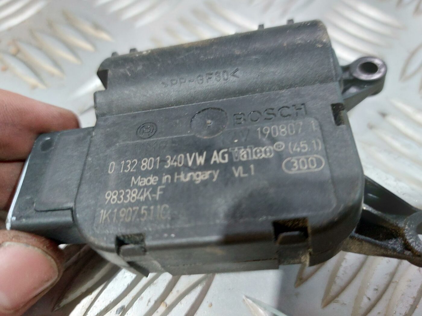 Apsildes sistēmas aktuators priekš VW JETTA 2008 3 Apsildes sistēmas aktuators priekš VW JETTA 2008