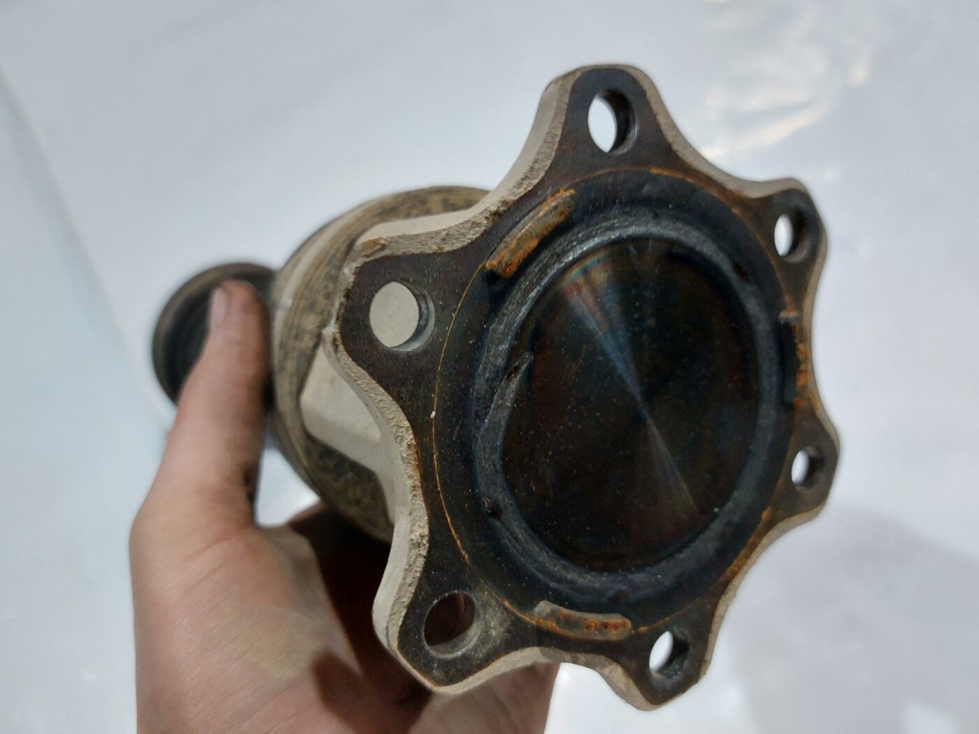 Pusass priekšējā kreisā priekš VW JETTA 2008 3 Pusass priekšējā kreisā priekš VW JETTA 2008