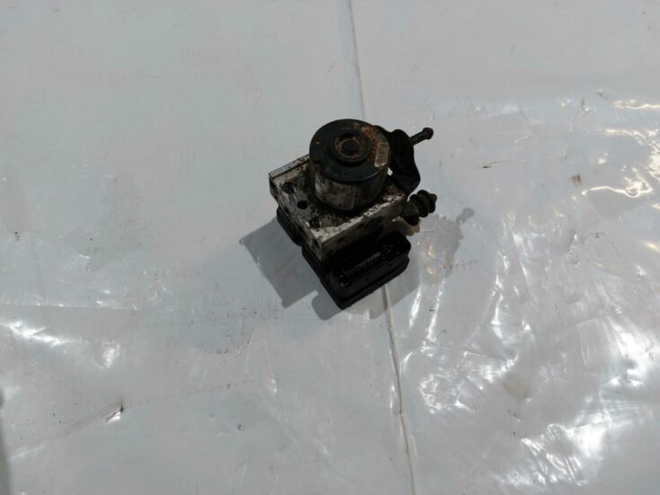 ABS bloks priekš VW JETTA 2008