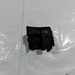 Drošinātāju kārbas korpuss priekš VW JETTA 2008