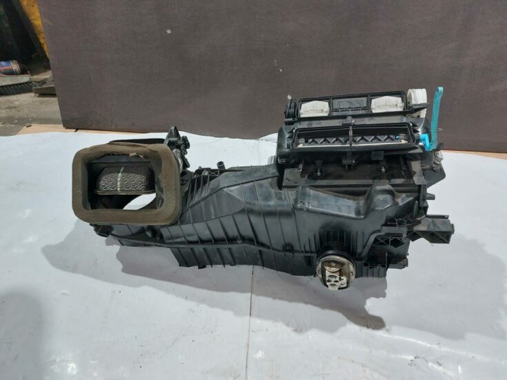 Salona sildītājs priekš VW JETTA 2008