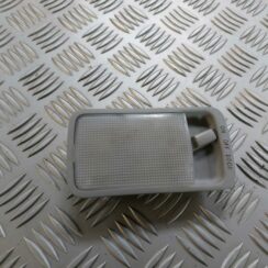 Aizmugurējo sēdvietu apgaismojums priekš TOYOTA COROLLA VERSO 2006