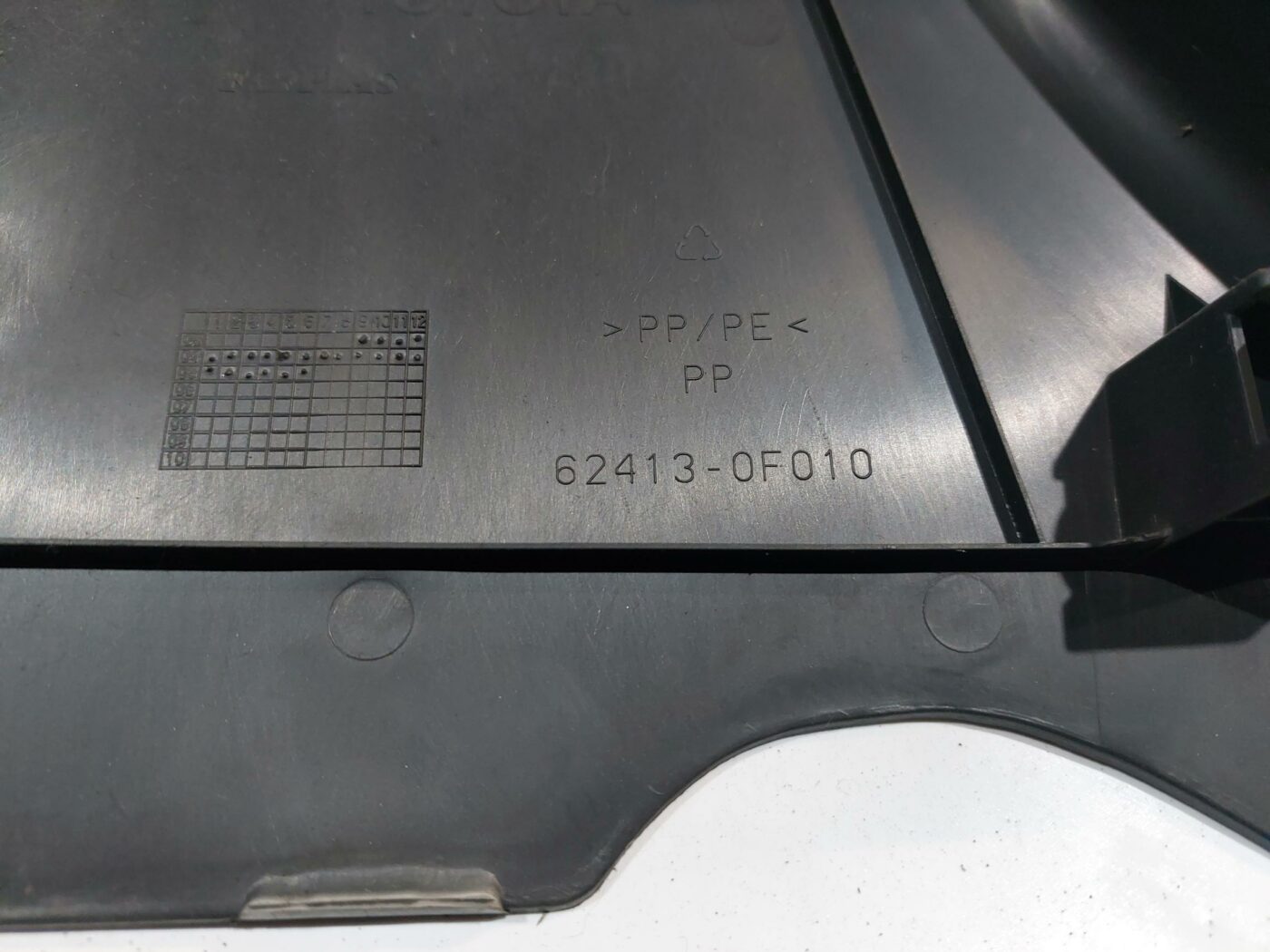 Vidējas salona statnes apdare priekš TOYOTA COROLLA VERSO 2006 3 Vidējas salona statnes apdare priekš TOYOTA COROLLA VERSO 2006