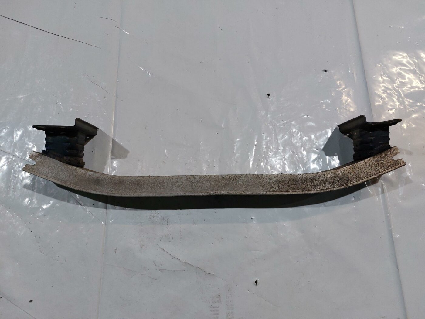 Priekšējā bufera pastiprinātājs priekš TOYOTA COROLLA VERSO 2006 2 Priekšējā bufera pastiprinātājs priekš TOYOTA COROLLA VERSO 2006