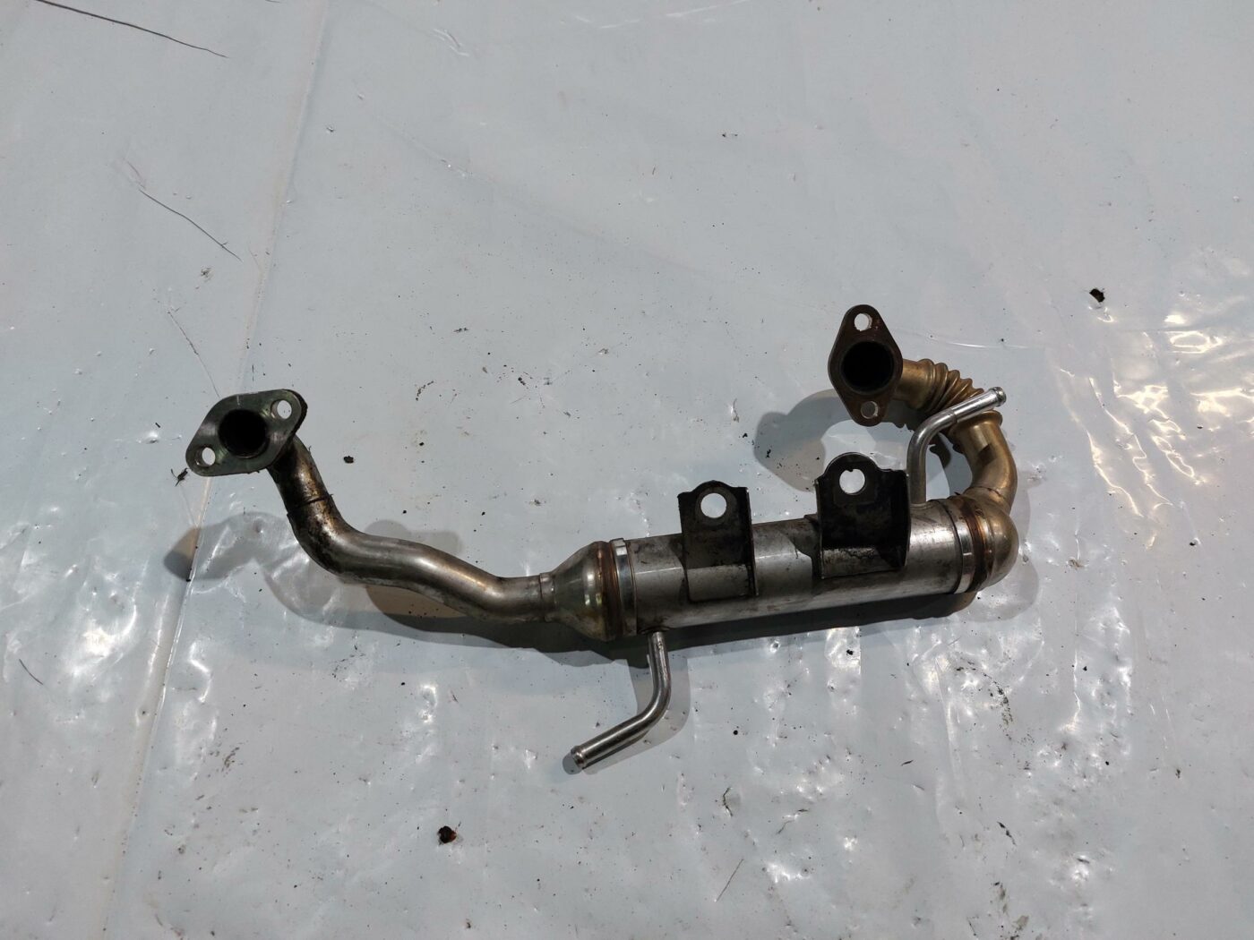 EGR vārsta dzesētājs priekš TOYOTA COROLLA VERSO 2006 2 EGR vārsta dzesētājs priekš TOYOTA COROLLA VERSO 2006