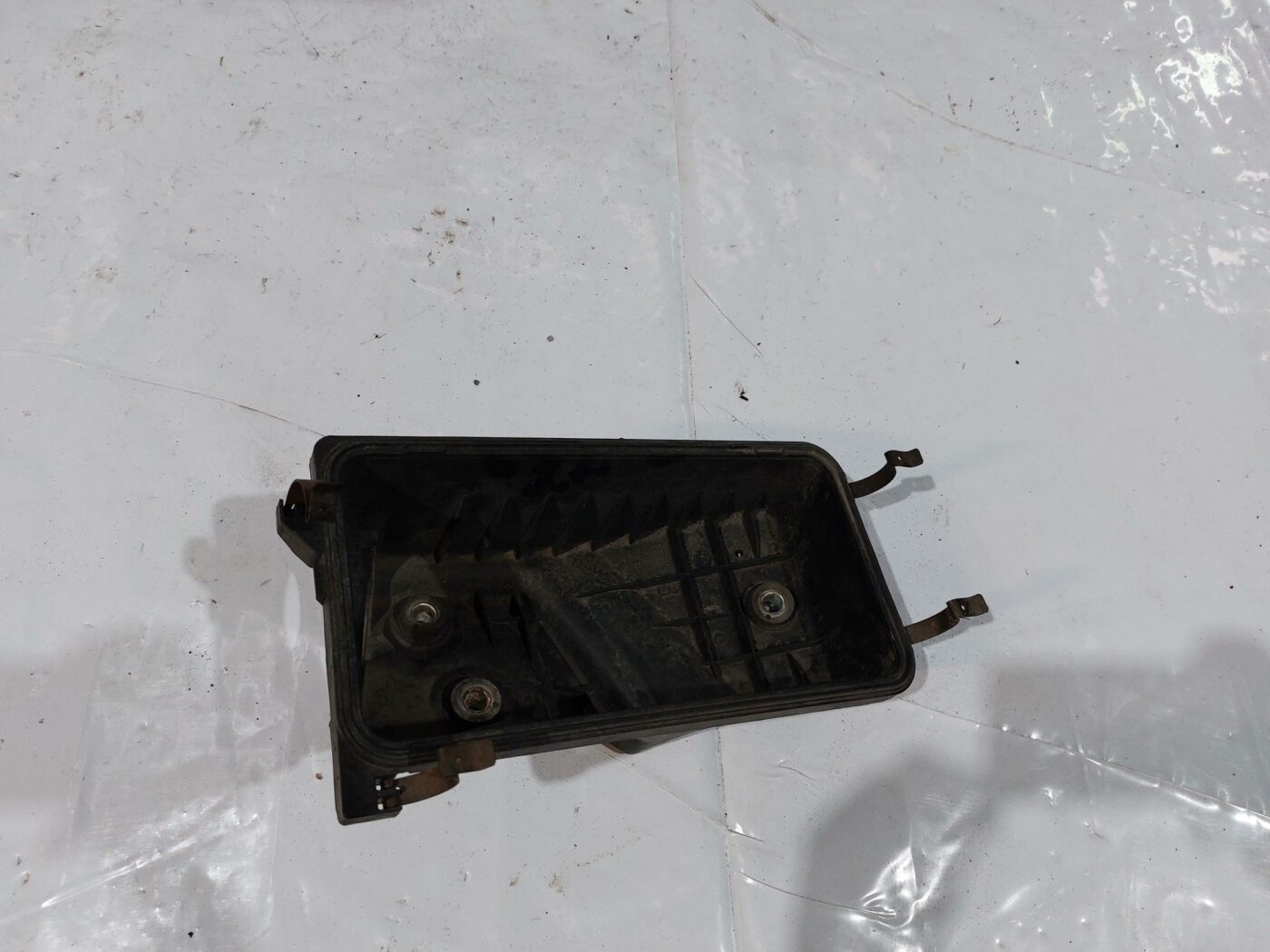 Gaisa filtra korpusa vāks priekš TOYOTA COROLLA VERSO 2006 2 Gaisa filtra korpusa vāks priekš TOYOTA COROLLA VERSO 2006