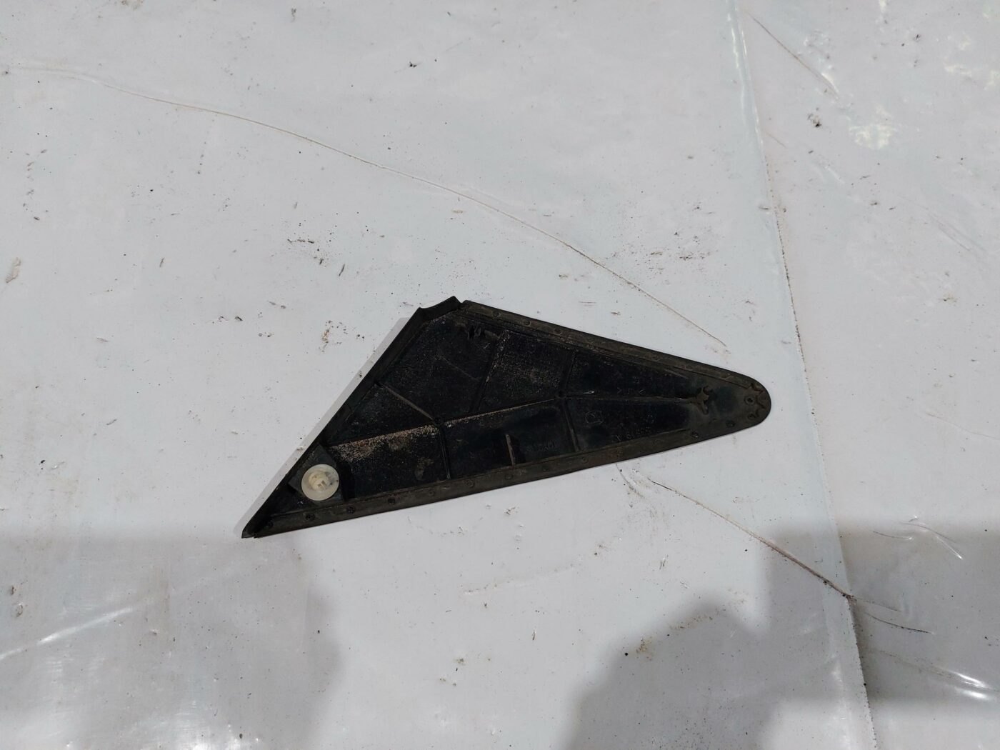 Priekšēja spārna uzlika/moldings priekš TOYOTA COROLLA VERSO 2006 2 Priekšēja spārna uzlika/moldings priekš TOYOTA COROLLA VERSO 2006