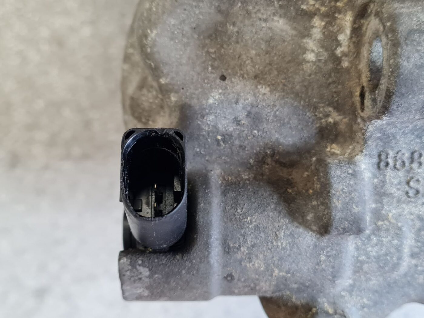 Gaisa kondicioniera kompresors priekš AUDI A3 2005-2013 1K0820859F 3 Gaisa kondicioniera kompresors priekš AUDI A3 2005-2013 1K0820859F