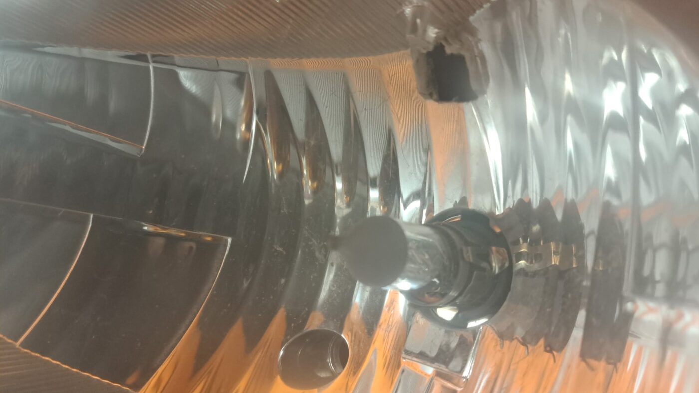 Priekšējais kreisais lukturis priekš CHRYSLER SEBRING 2006 8 Priekšējais kreisais lukturis priekš CHRYSLER SEBRING 2006