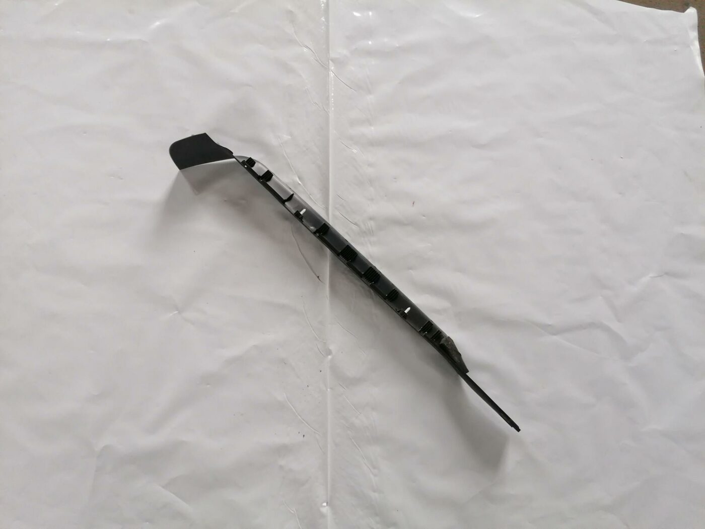 Sliekšņa aizmugurēja laba uzlika (salonā) priekš FORD GALAXY 2005 2 Sliekšņa aizmugurēja laba uzlika (salonā) priekš FORD GALAXY 2005