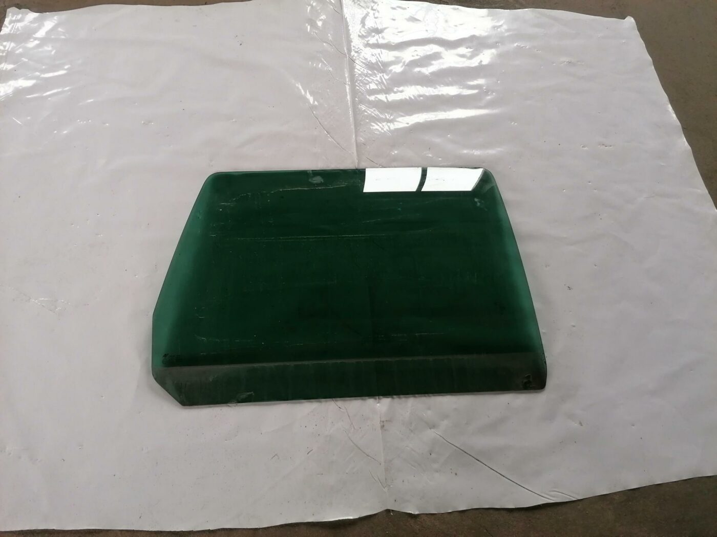 Aizmugurējo kreiso durvju stikls priekš FORD GALAXY 2005 1 Aizmugurējo kreiso durvju stikls priekš FORD GALAXY 2005