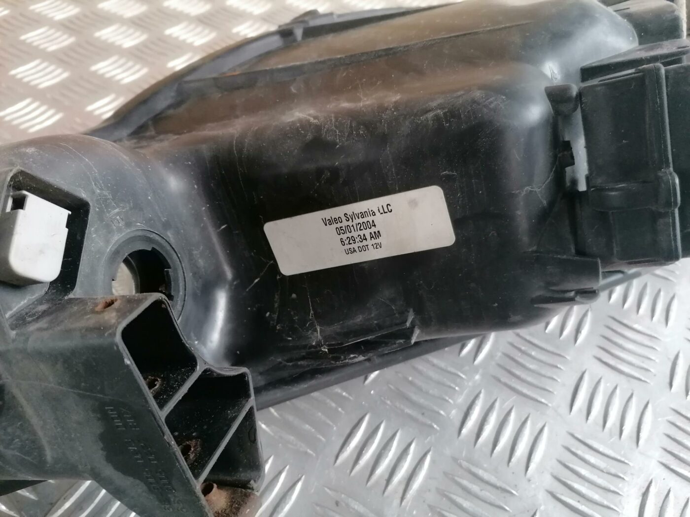 Priekšējais kreisais lukturis priekš CHRYSLER SEBRING 2006 3 Priekšējais kreisais lukturis priekš CHRYSLER SEBRING 2006