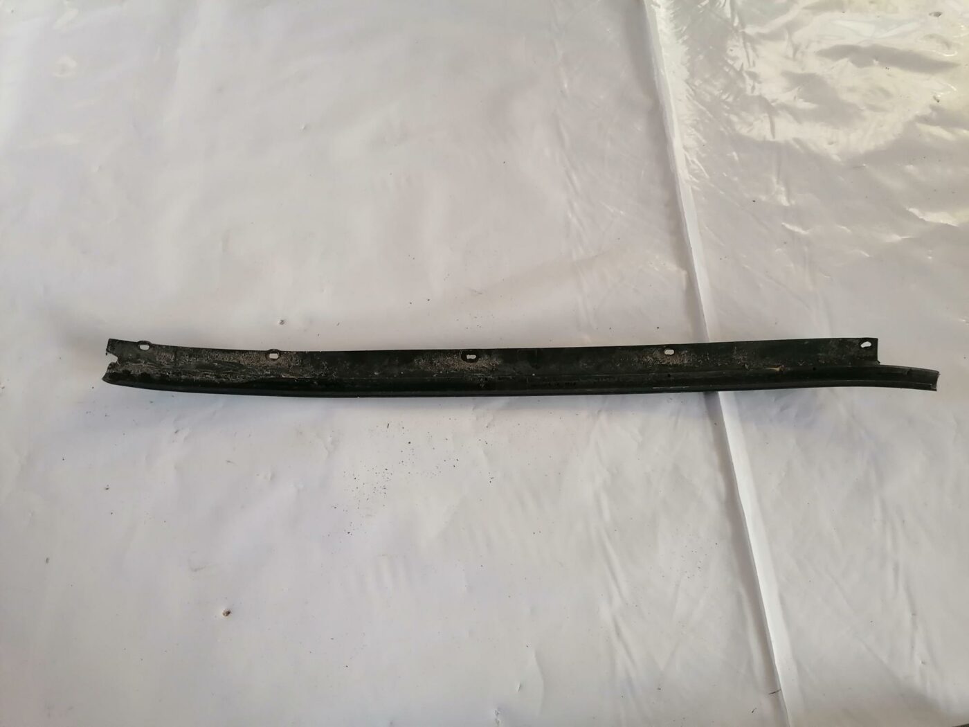 Vējstikla uzlika (deflektors) priekš CHRYSLER SEBRING 2006 2 Vējstikla uzlika (deflektors) priekš CHRYSLER SEBRING 2006