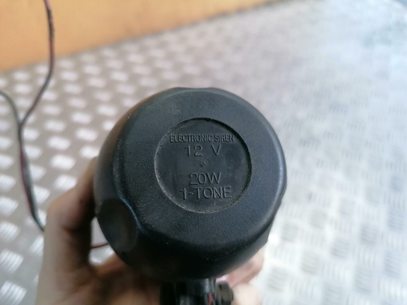 Skaņas signāls priekš BMW 530D E39 2001 TOURING 2 Skaņas signāls priekš BMW 530D E39 2001 TOURING