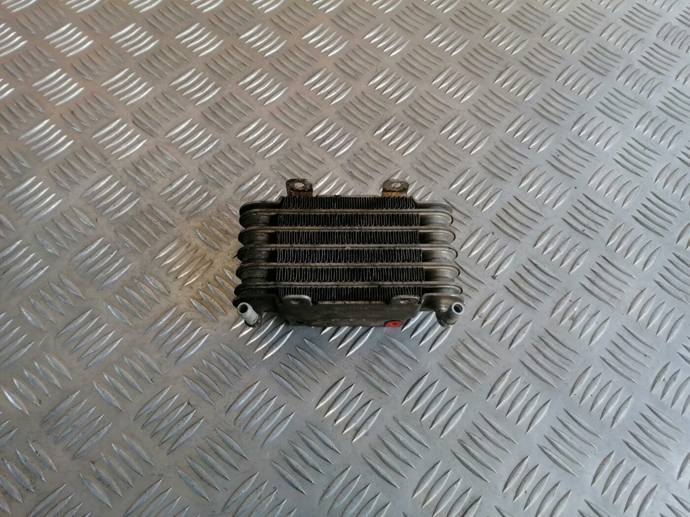 Degvielas dzēsēšanas radiators priekš BMW 530D E39 2001 TOURING 1 Degvielas dzēsēšanas radiators priekš BMW 530D E39 2001 TOURING