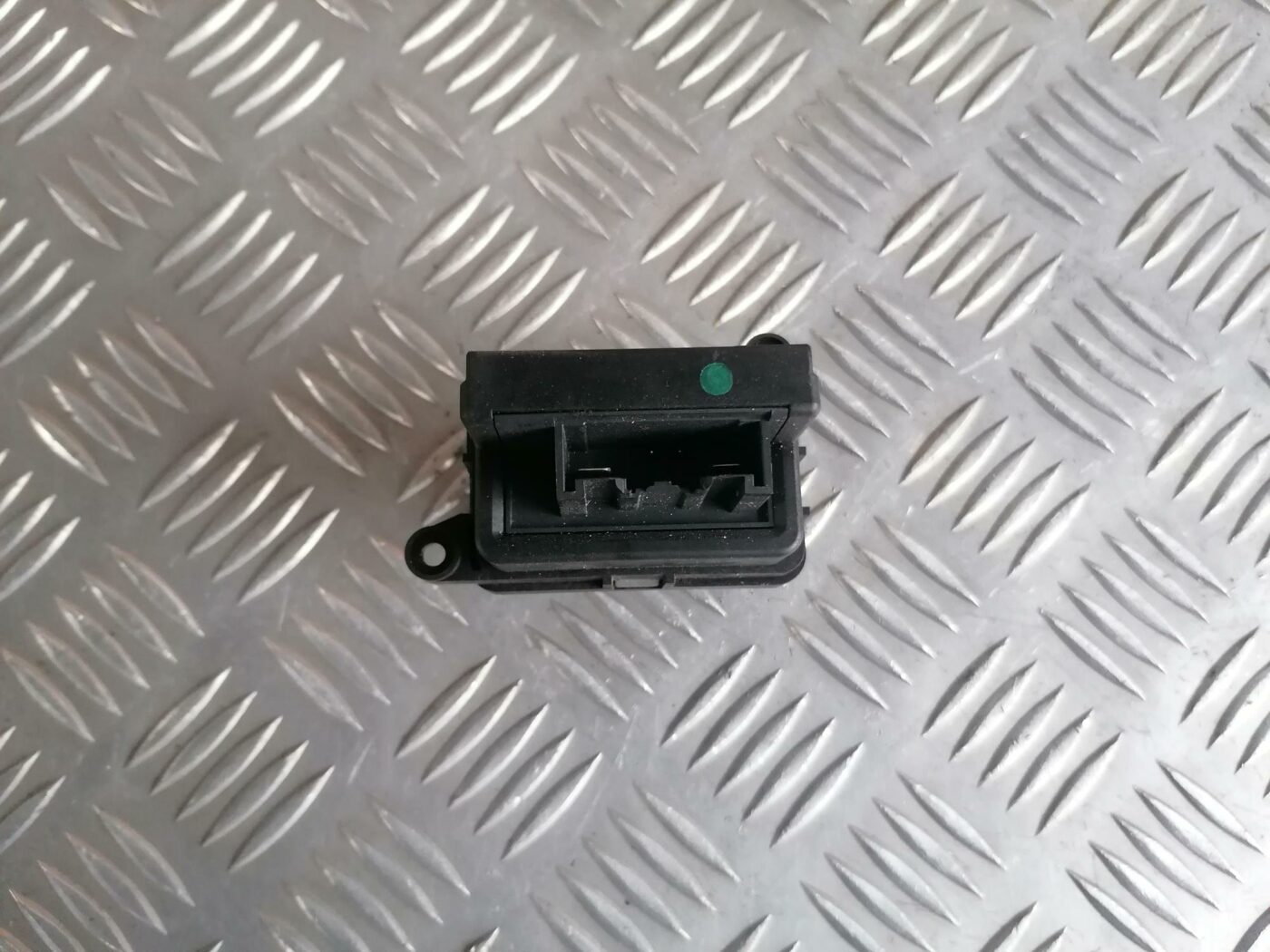 Salona ventilatora rezistors priekš FORD MONDEO 2007 2 Salona ventilatora rezistors priekš FORD MONDEO 2007