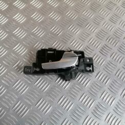 Salona durvju rokturis, priekšējais labais priekš FORD MONDEO 2007