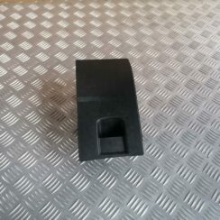 Mantu glabāšanas nodalījums vadītāja pusē priekš FORD MONDEO 2007