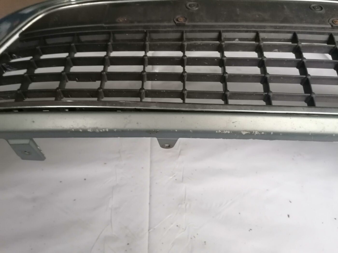 Priekšējais buferis priekš FORD MONDEO 2007 4 Priekšējais buferis priekš FORD MONDEO 2007