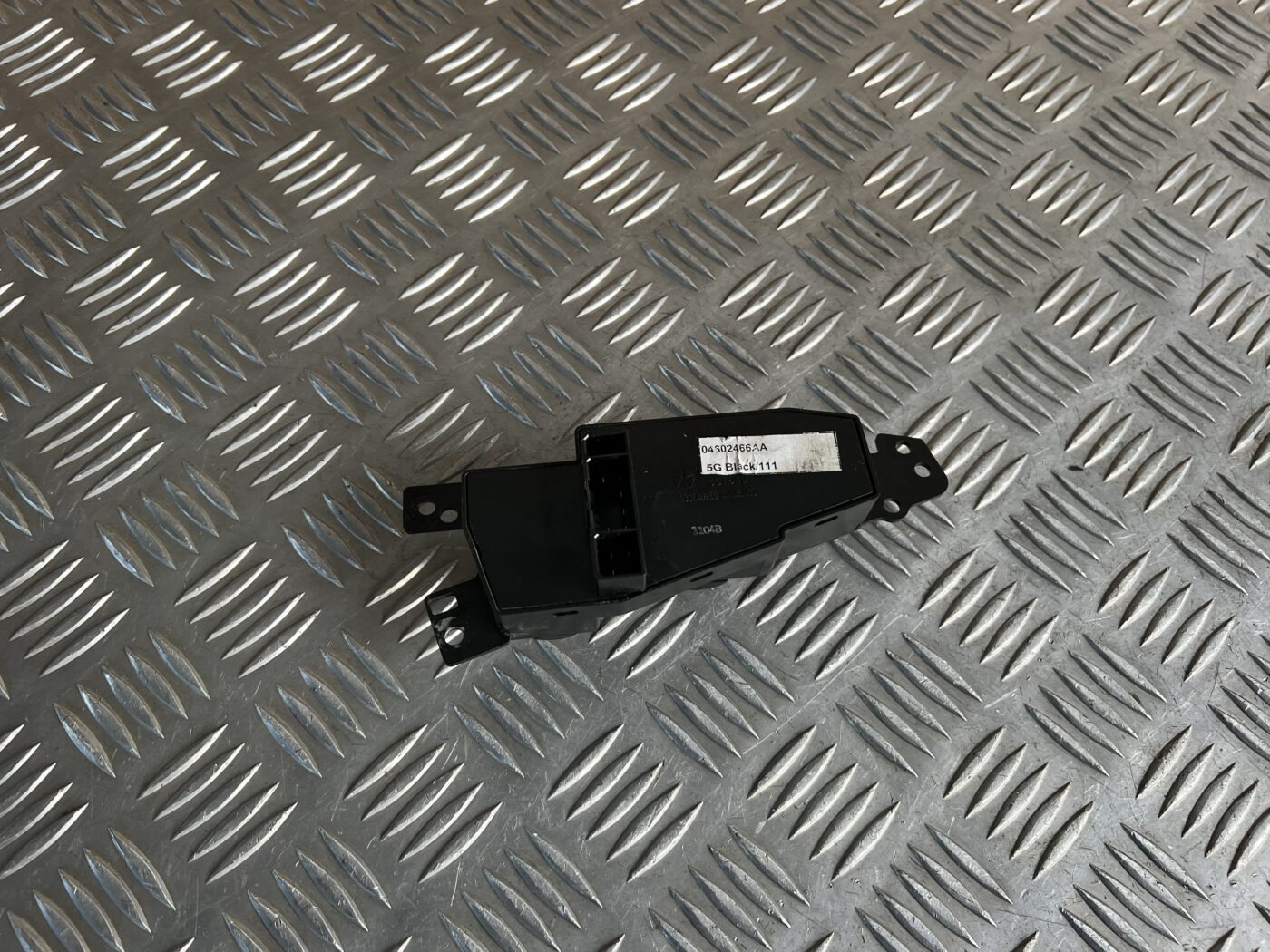 Šofera durvju slēdža pogas priekš CHRYSLER SEBRING 2006 3 Šofera durvju slēdža pogas priekš CHRYSLER SEBRING 2006