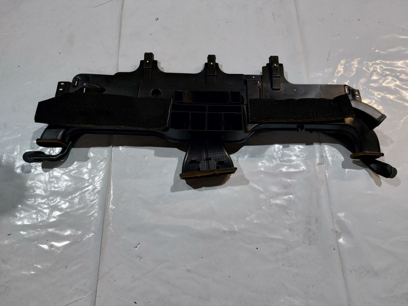 Salona gaisa vads priekš CHRYSLER VOYAGER 2006 1 Salona gaisa vads priekš CHRYSLER VOYAGER 2006