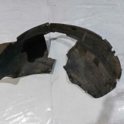 Priekšējais kreisais paspārns priekš CHRYSLER VOYAGER 2006