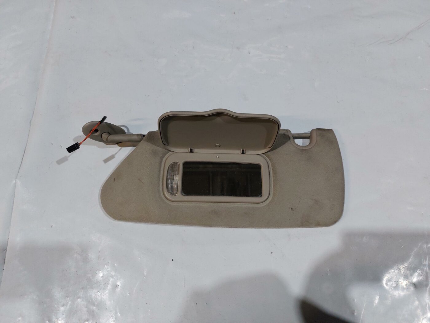 Saules aizsargs priekš CHRYSLER VOYAGER 2006 2 Saules aizsargs priekš CHRYSLER VOYAGER 2006