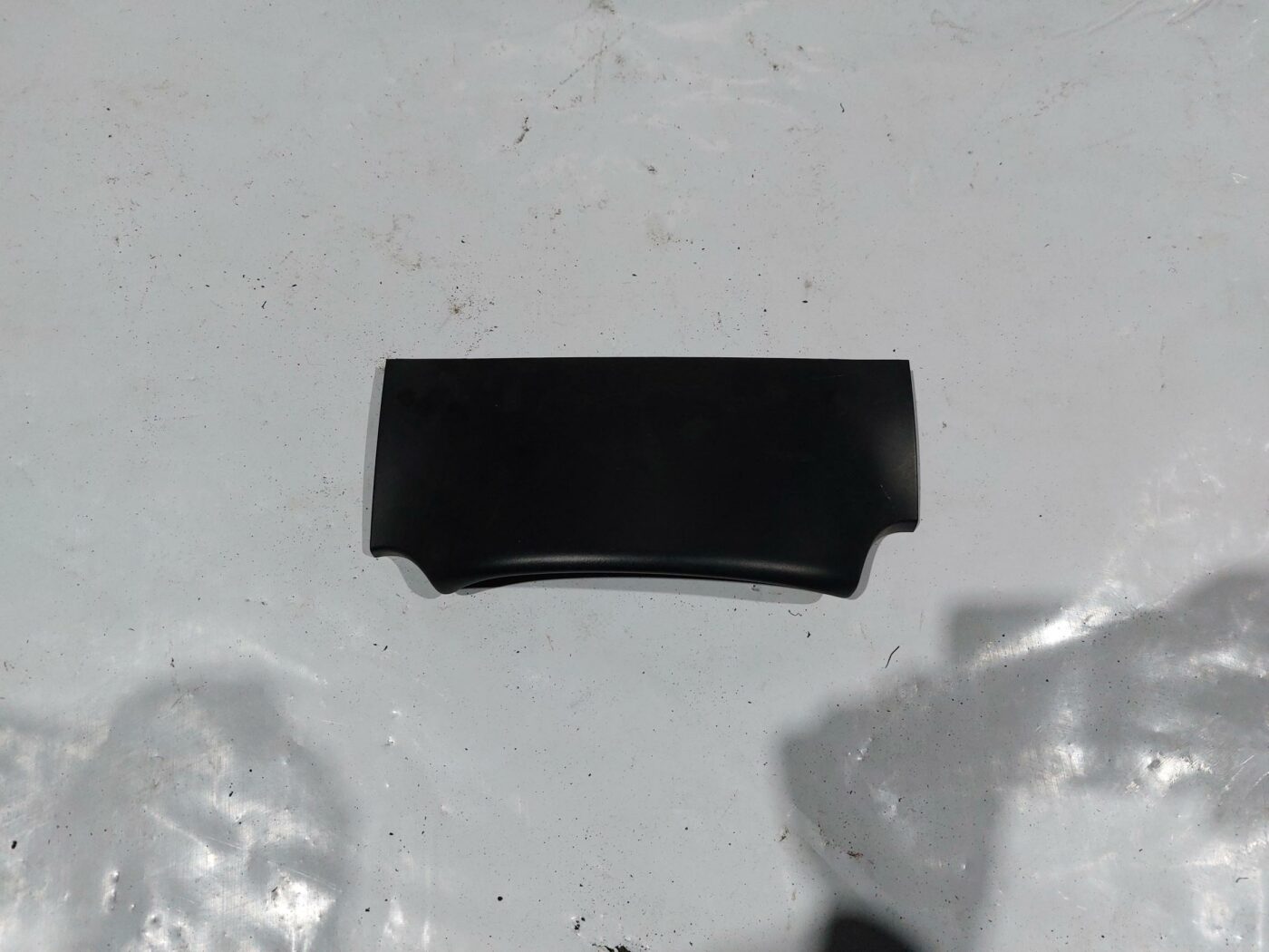 Stūres statnes putekļu aizsargs (salonā) priekš CHRYSLER VOYAGER 2006 1 Stūres statnes putekļu aizsargs (salonā) priekš CHRYSLER VOYAGER 2006