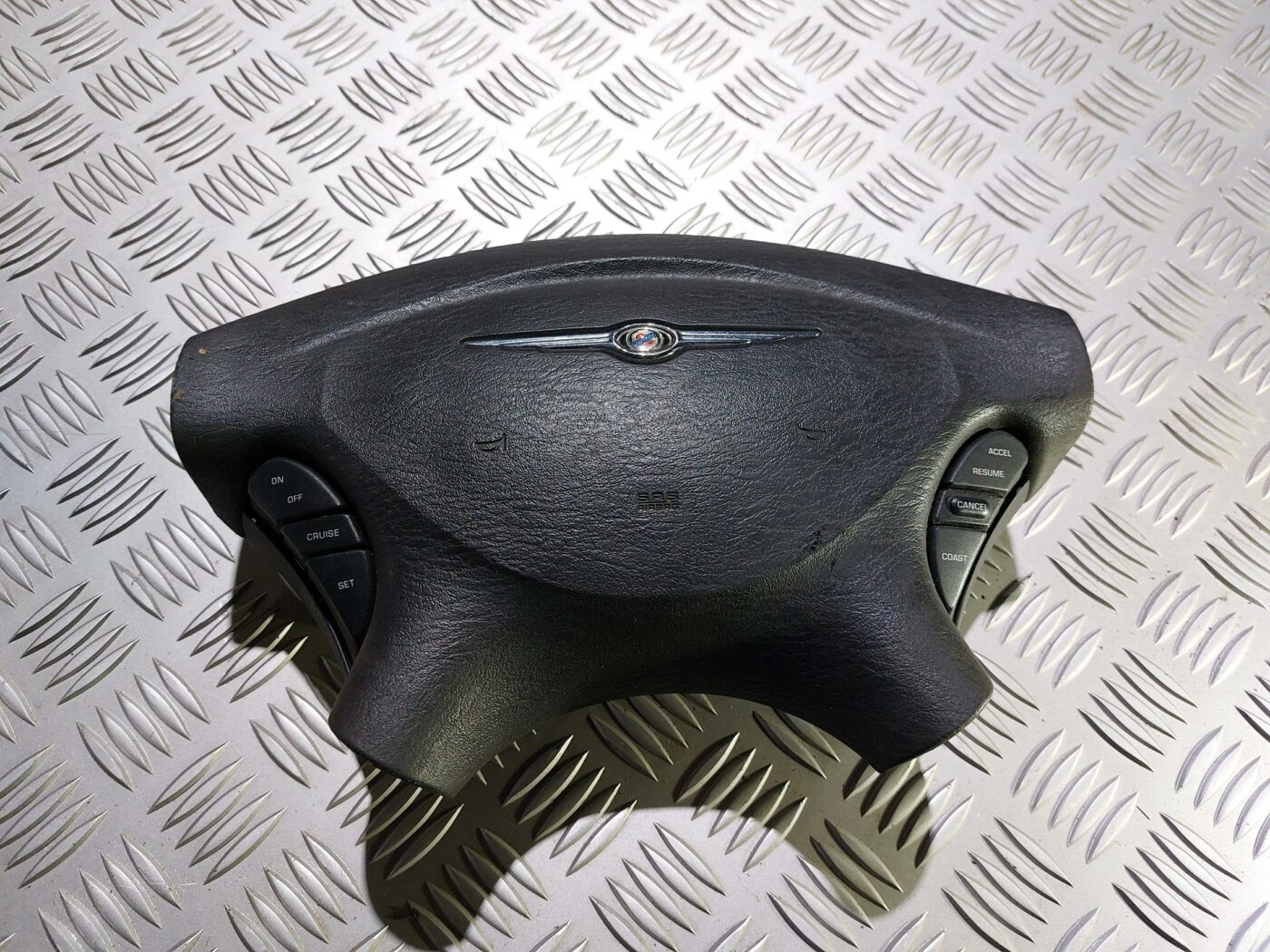 Stūres drošības spilvens priekš CHRYSLER VOYAGER 2006 1 Stūres drošības spilvens priekš CHRYSLER VOYAGER 2006