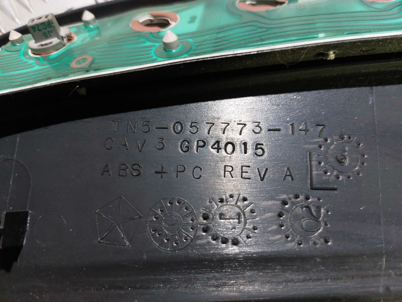 Stop signāls priekš CHRYSLER VOYAGER 2006 4 Stop signāls priekš CHRYSLER VOYAGER 2006