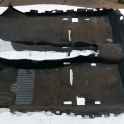 Salona paklājs priekš RENAULT LAGUNA 2011