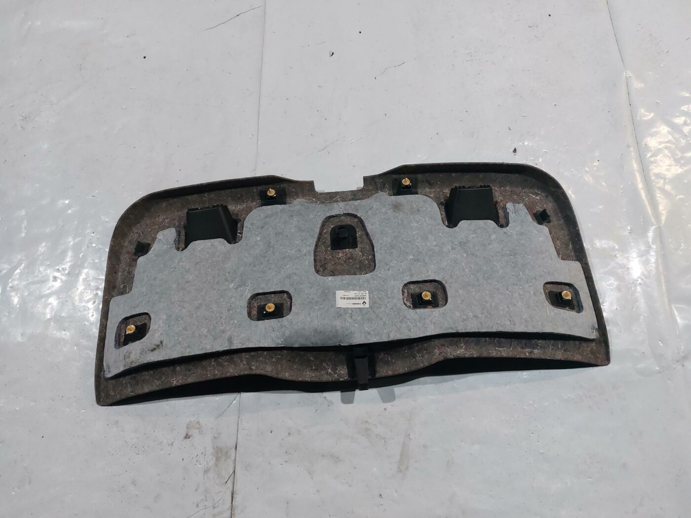 Bagāžnieka vāka liela apdare priekš RENAULT LAGUNA 2011 2 Bagāžnieka vāka liela apdare priekš RENAULT LAGUNA 2011