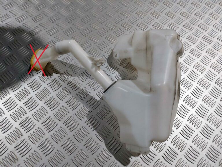 Mazgātāja šķidruma tvertne priekš RENAULT LAGUNA 2011 2 Mazgātāja šķidruma tvertne priekš RENAULT LAGUNA 2011