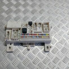 Drošinātāju bloks priekš VOLVO S40 2004 Black