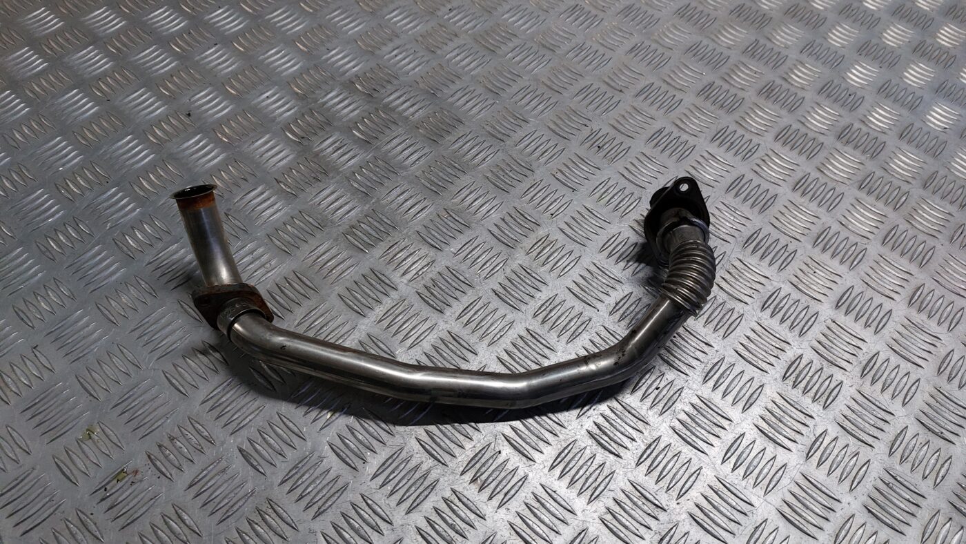 EGR caurule priekš VOLVO S40 2004 Black 1 EGR caurule priekš VOLVO S40 2004 Black