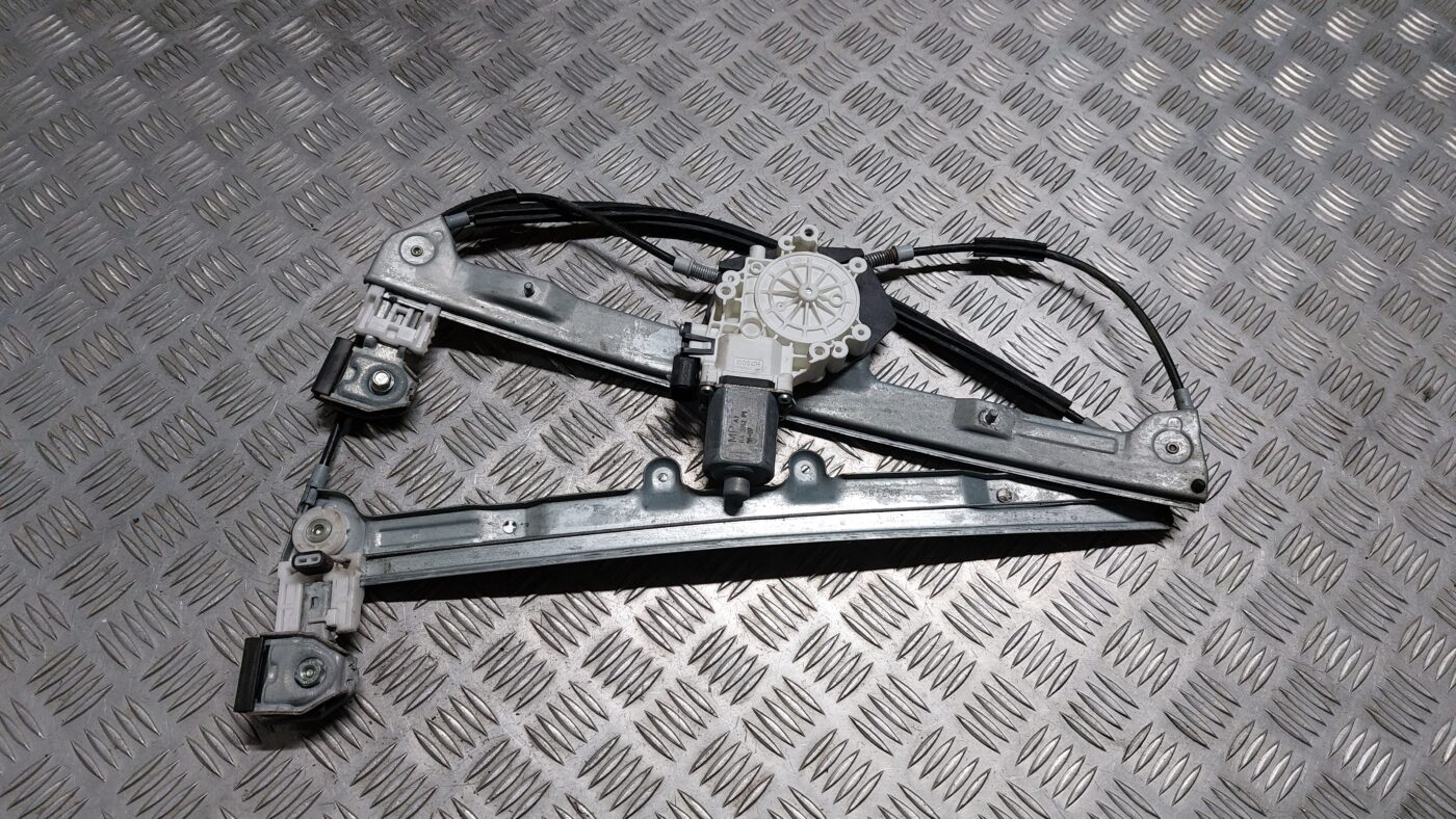 Stikla pacelšanas mehānisms priekšējais labais priekš MITSUBISHI COLT 2007 1 Stikla pacelšanas mehānisms priekšējais labais priekš MITSUBISHI COLT 2007