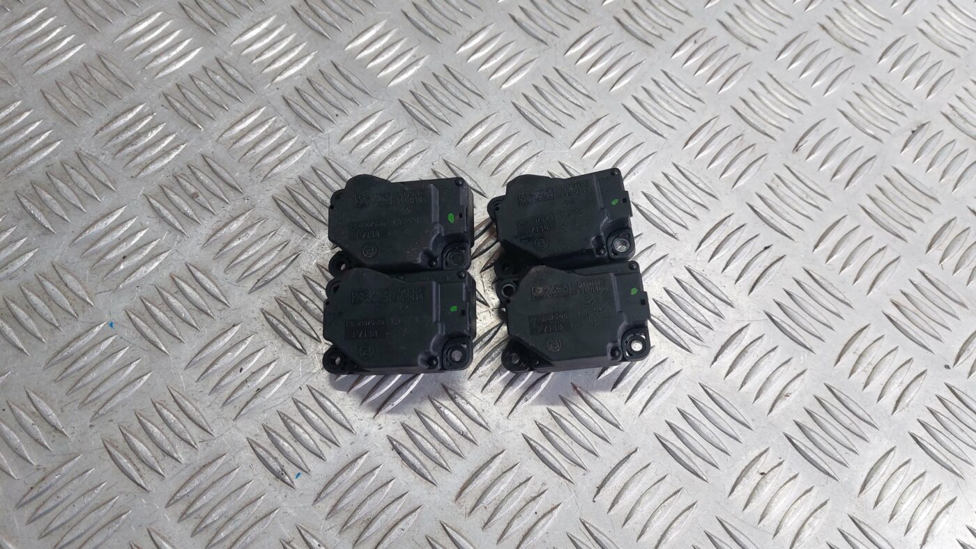 Apsildes sistēmas aktuators priekš VOLVO V60 2012 1 Apsildes sistēmas aktuators priekš VOLVO V60 2012