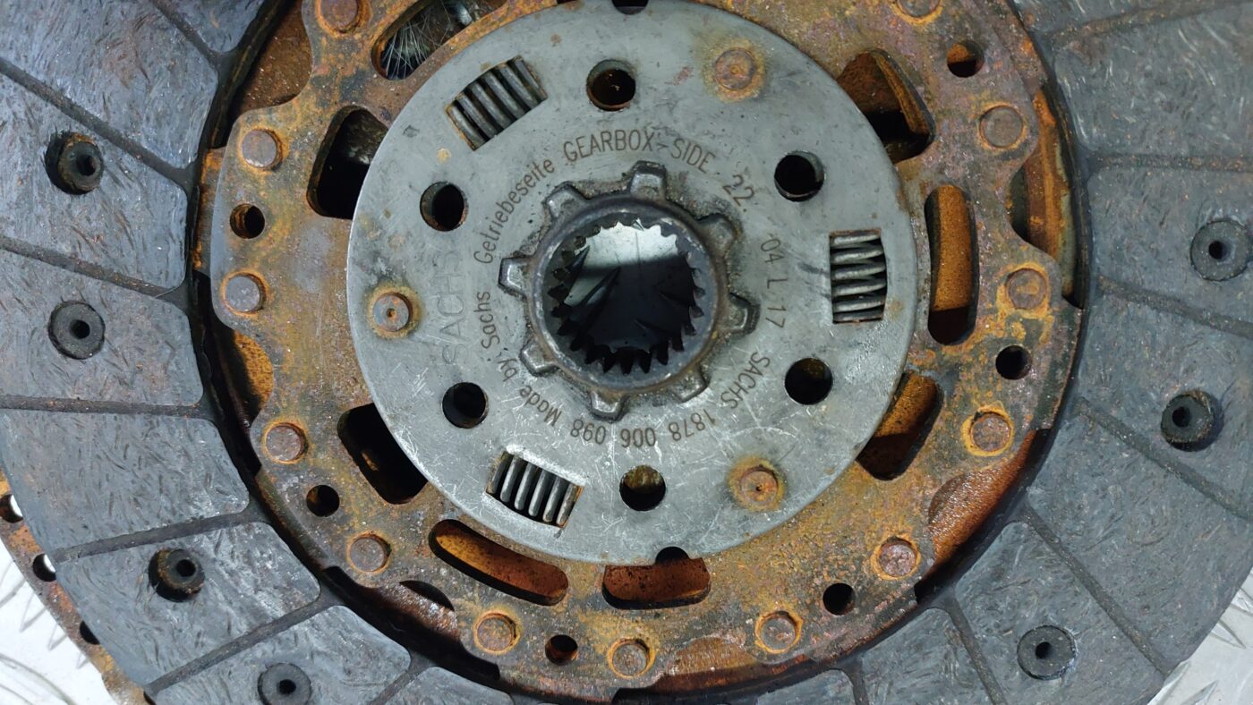 Sajūga komplekts priekš VOLVO V60 2012 3 Sajūga komplekts priekš VOLVO V60 2012