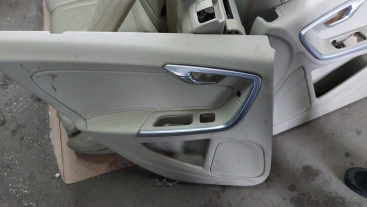 Sēdekļu komplekts priekš VOLVO V60 2012