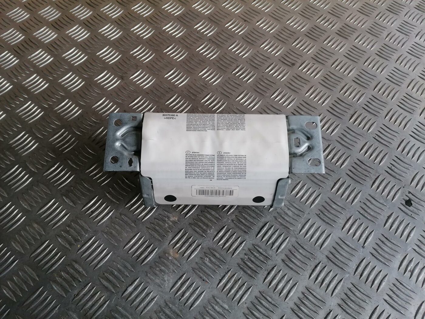 Mērinstrumentu paneļa drošības spilvens priekš BMW 123 E87 2008 BLACK 1 Mērinstrumentu paneļa drošības spilvens priekš BMW 123 E87 2008 BLACK