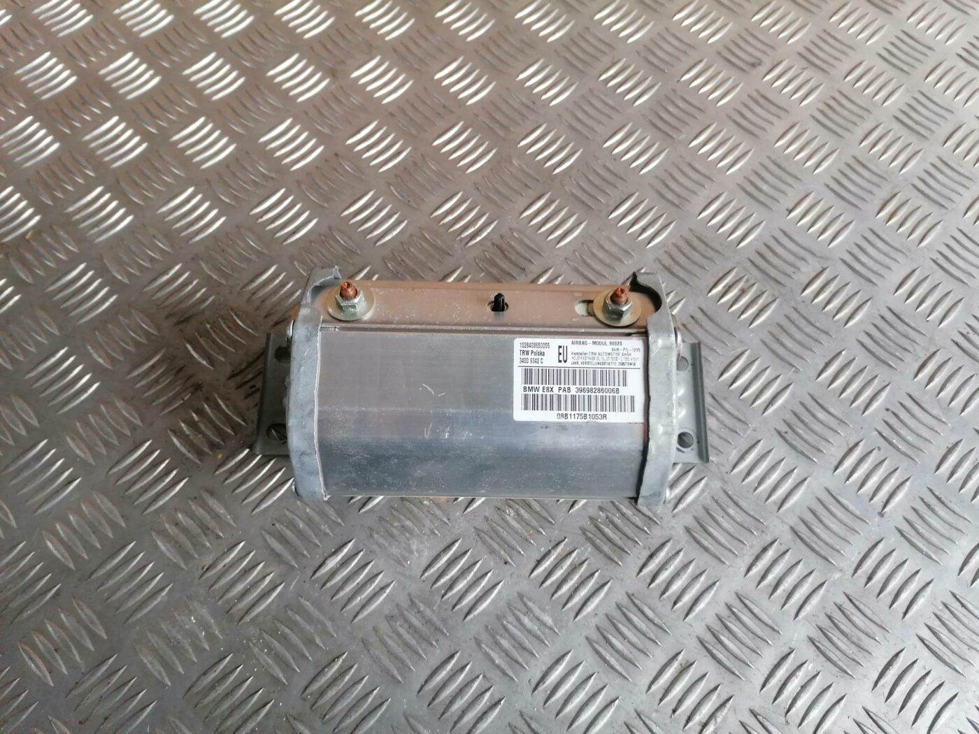 Mērinstrumentu paneļa drošības spilvens priekš BMW 123 E87 2008 BLACK 2 Mērinstrumentu paneļa drošības spilvens priekš BMW 123 E87 2008 BLACK