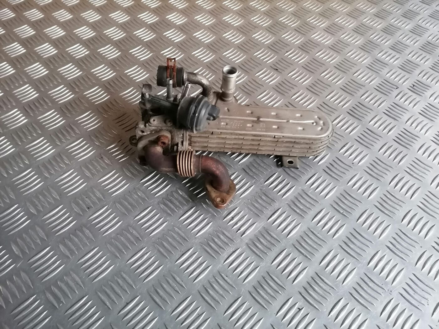 EGR vārsta dzesētājs priekš ŠKODA OCTAVIA 2006 1 EGR vārsta dzesētājs priekš ŠKODA OCTAVIA 2006